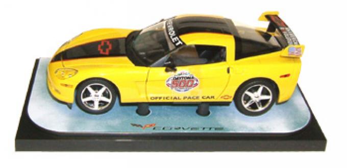 Corvette 2005 Daytona 500 Yellow with Black Coupe 1/24 Diecast