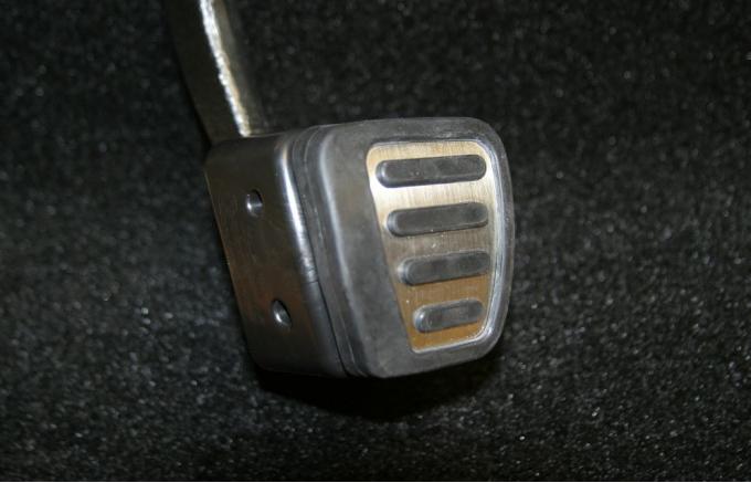 Corvette EZ-Clutch Pedal Extension, 2014-2019