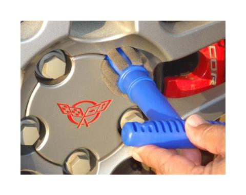 Wheel Lug Nut Cleaning/Polishing Brush