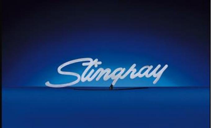 CarArt Brushed Metal 15"x5" - Table / Desktop 68-76 Stingray Emblem